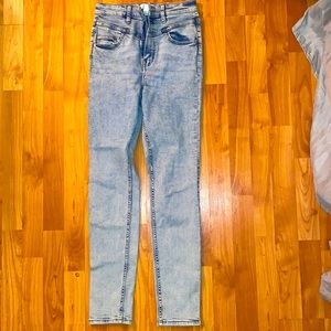 Blue skinny jeans
